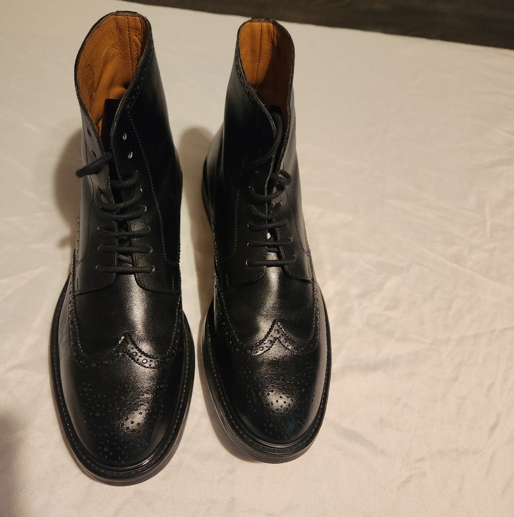 Magnanni Men's Black Wingtip Leather Boots